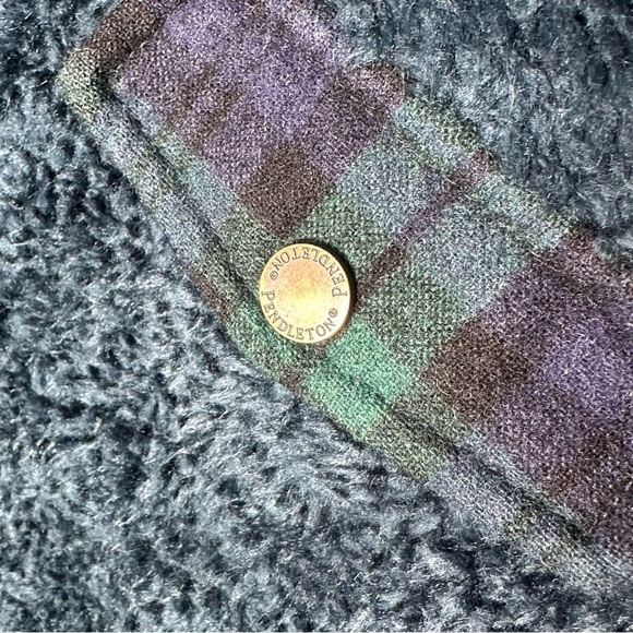 Pendleton Blue Teddy Sherpa Plaid Full Zip Long Sleeves Pockets Jacket Sz Large - Picture 11 of 13